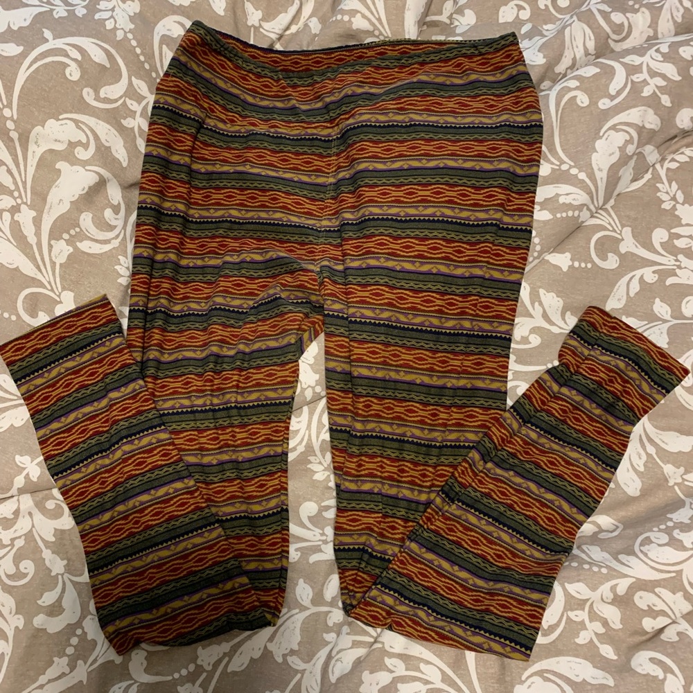 Lu La Roe leggings.